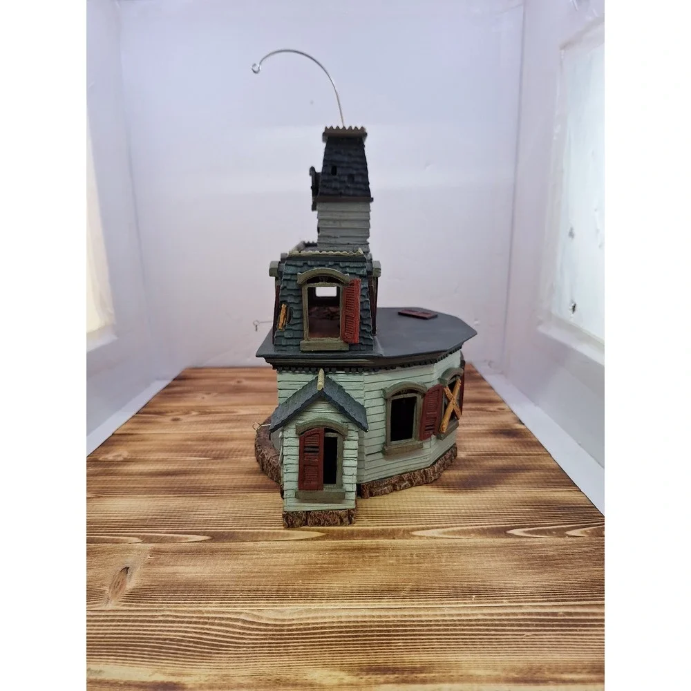 Hallmark Keepsake 2004 Mansion on Ravenwood Lane 15x Ornaments Tested Working‎